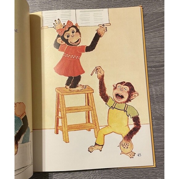 The Yellow Book of Wordplay Stories 1977 Susan Batko Hardback Vintage GOOD - Picture 8 of 9